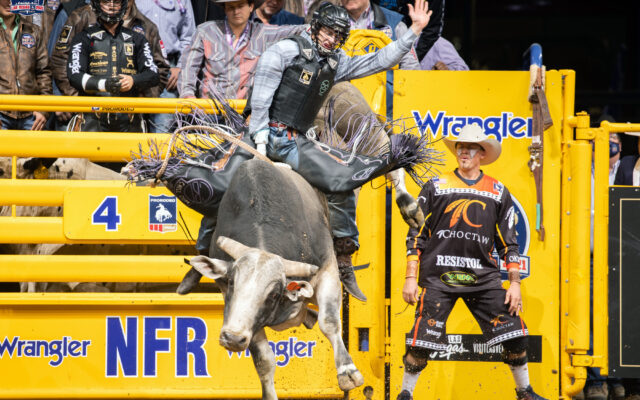 Creek Young captures glory at SWELS – Xtreme Bulls in Fort Worth 2024